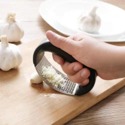 Stainless Steel Garlic Press Crusher Squeezer Mincer Choppe